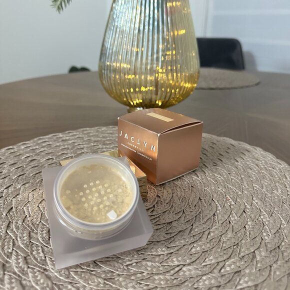 JACLYN COSMETICS LUMINOUS POWDER dew me 10 g/0.35 oz shade dew me - Picture 1 of 9